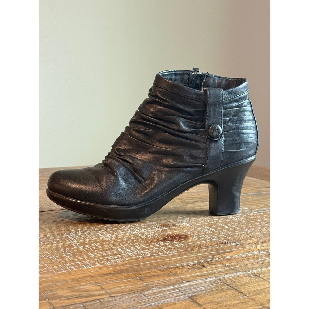 Dansko Black Witchy Leather Ruched‎ Ankle Boots Side Zip 38 Goth Bootie 7.5 8